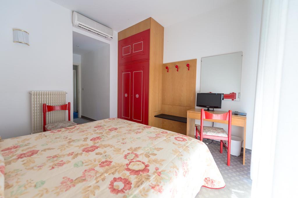 Bike & Wind Hotel Villa Maria Торболе Экстерьер фото
